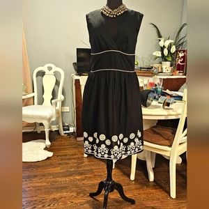 BLACK & WHITE SUNDRESS by MINT GREEN, XL (FITS 12/14), LINED, 100% COTTON